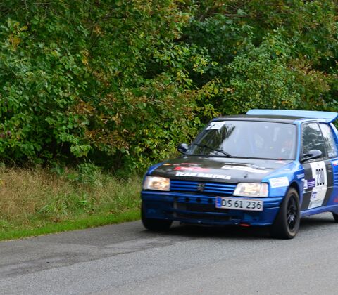 Peugeot  205 GTI 16V