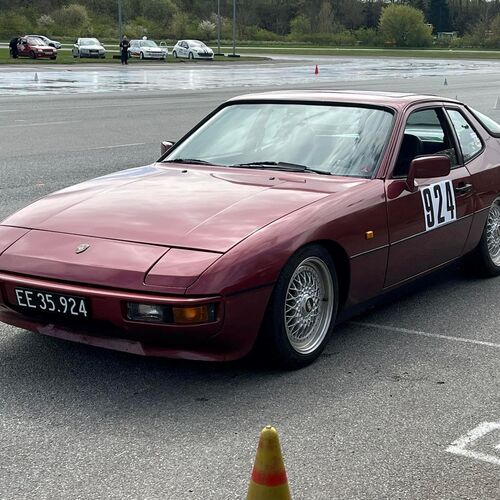 Porsche 924